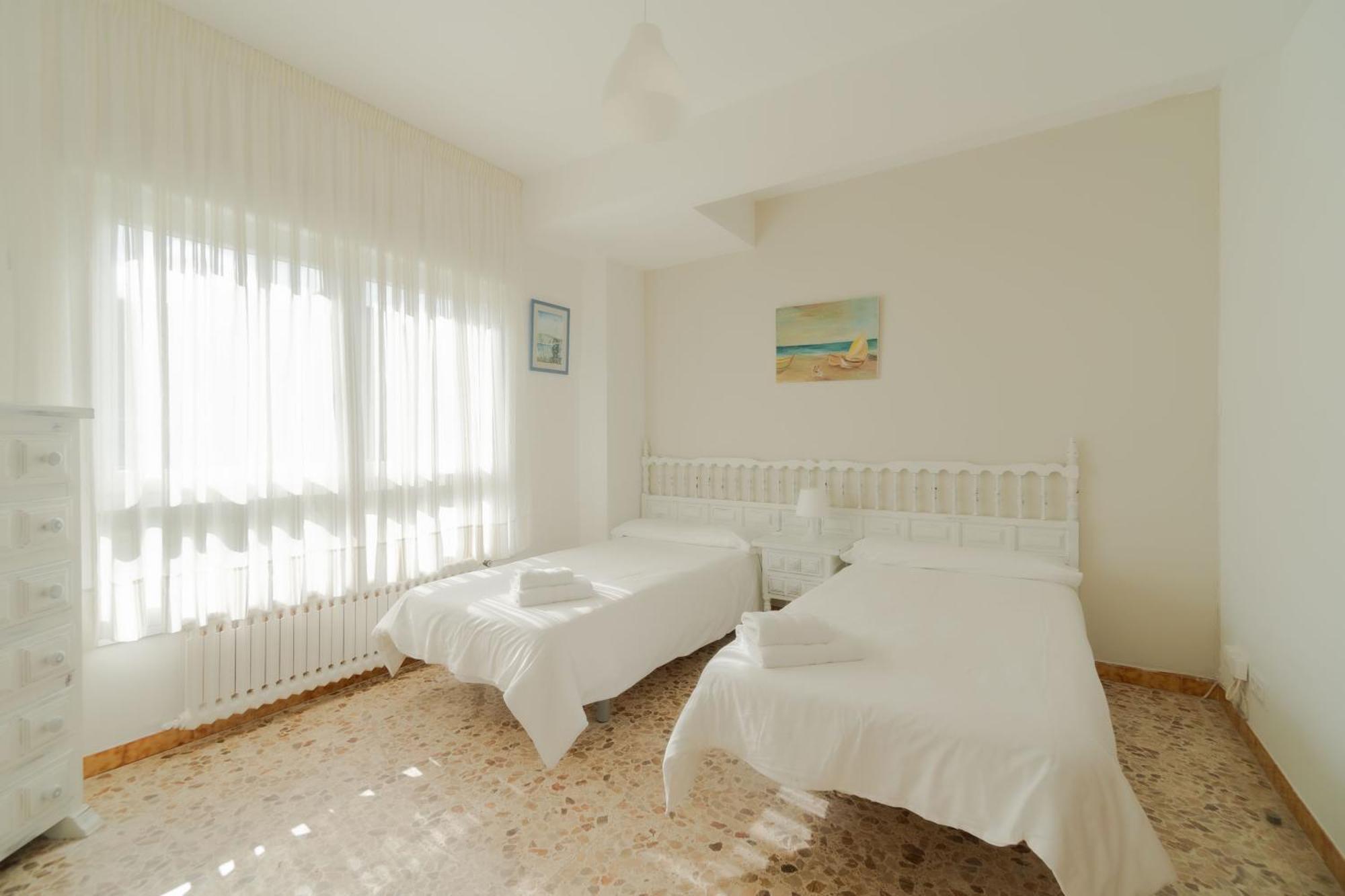Chalet Areo Do Rio - Playa De Razo エクステリア 写真